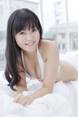 半为苍生半美人